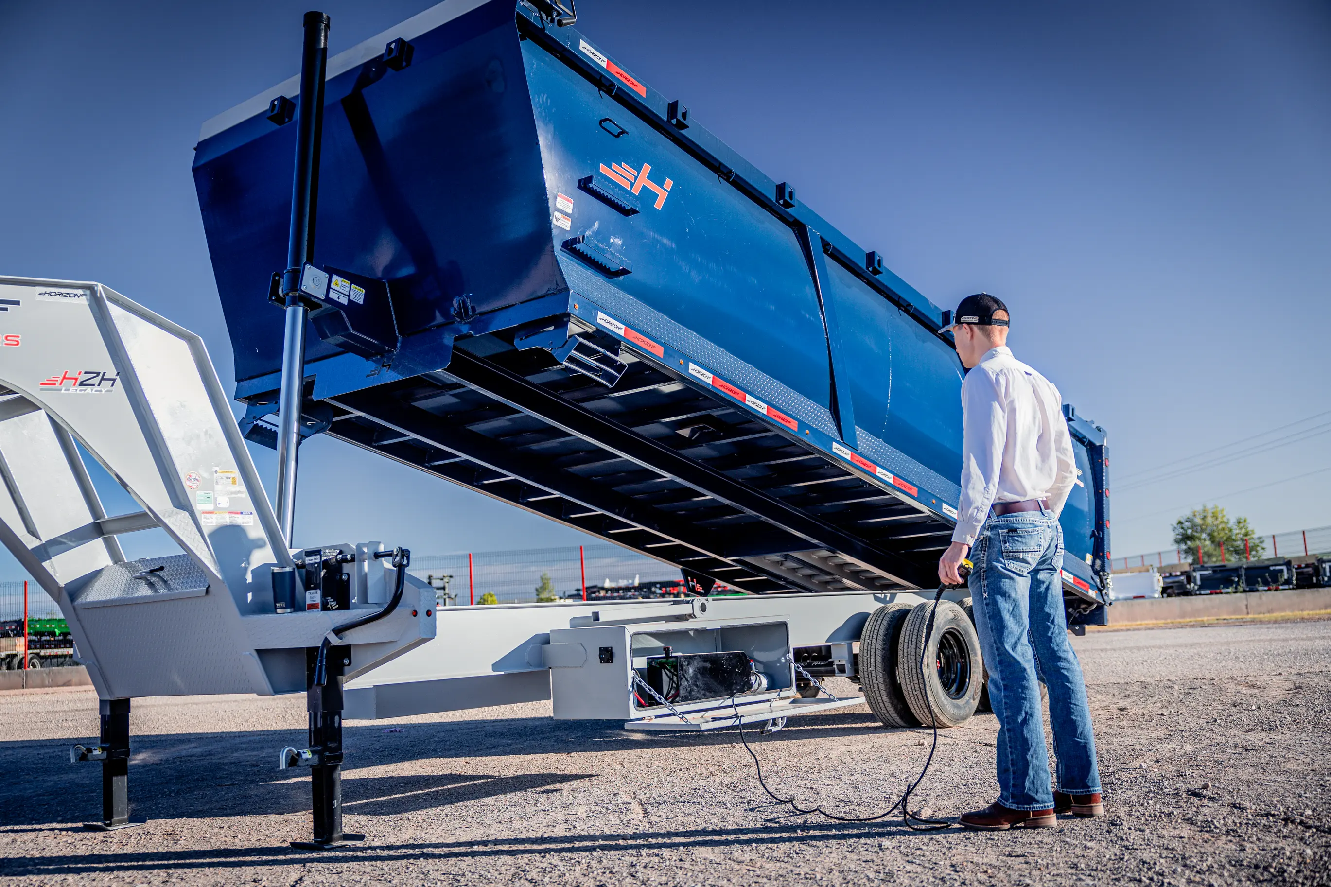 horizon trailers img